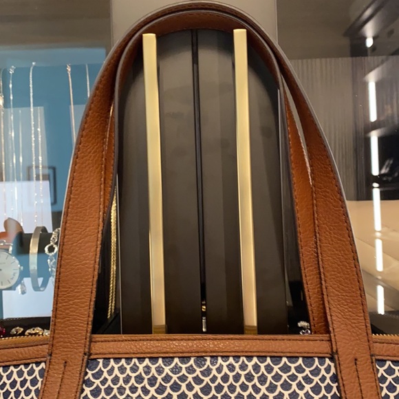 Fossil Bag | Large - Picture 9 of 12